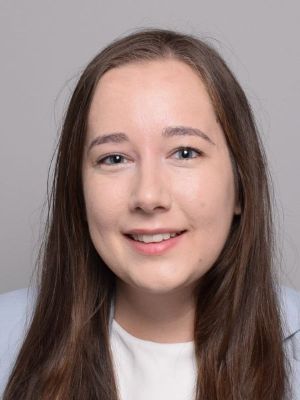  Nicole Venus