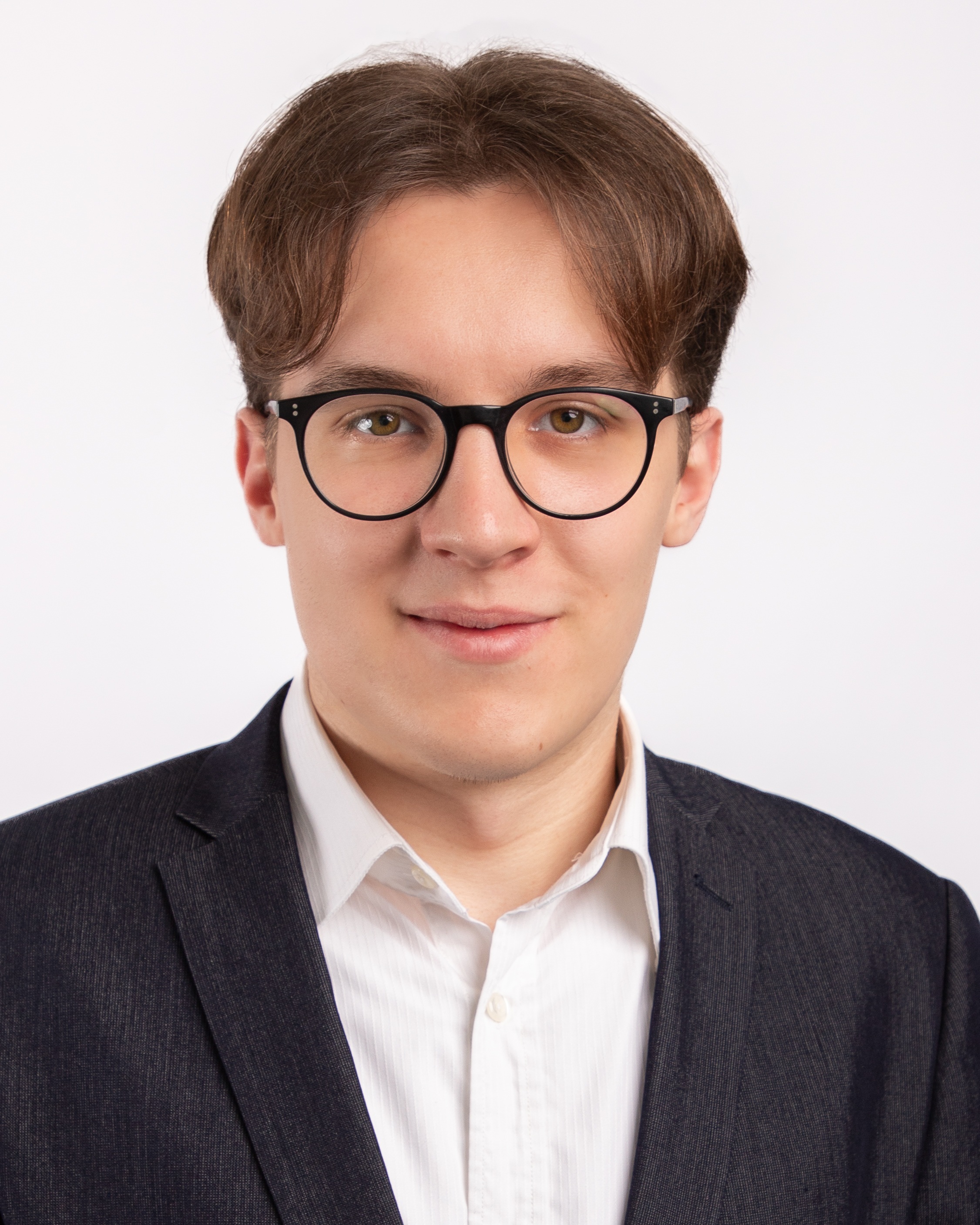  Luan Elshani