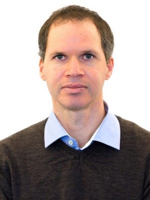 Dr. Nils Herger